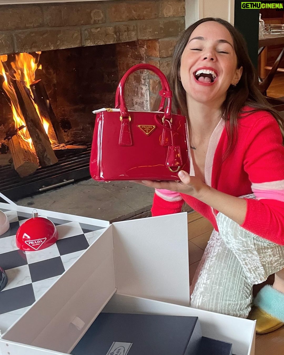 Camila Sodi Instagram - A very @prada Xmas 🎄❤️