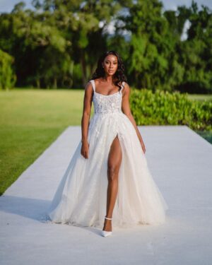 Camilla de Lucas Instagram - Meu dia chegou! 💍❤️
Já podem me chamar de SENHORA.