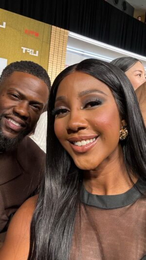 Camilla de Lucas Instagram - Juro, eu e @kevinhart4real já somos amigos 😂 Um filme sobre a diferença de altura seria tudo!

LIFT: ROUBO NAS ALTURAS estreia dia 12/01 na @netflixbrasil