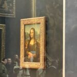 Camilla de Lucas Instagram - Gente, a Mona Lisa é minúscula porém cheia de fãs. Já posso dizer que vi o que da Vinci aprontou lá em 1.500 Louvre Museum Paris