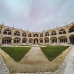 Camilla de Lucas Instagram - como as bloguers batem perna em lisboa de salto? juro, das 13:00 as 22:00 só andando. Aqui foi rolê vibe de moradora 🇵🇹 Lisbon, Portugal