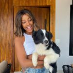 Camilla de Lucas Instagram - O novo integrante da família, que já chegou destruindo tudo: Barth. 💙