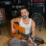 Camilo Instagram - Hola soy Camilo y hago versiones acústicas de las canciones de Camilo 🥸