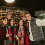 Candace Cameron-Bure Instagram - Always smiling with this bunch ❤️ #greatamericanfamily