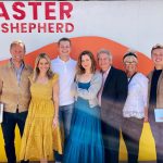 Candace Cameron-Bure Instagram - Happy Easter ✝️ He is risen 🙌🏼💐. He is alive 💐🙌🏼