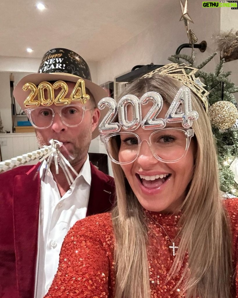 Candace Cameron-Bure Instagram - A Christmas and New Years Eve 2023 with my family to remember ✨