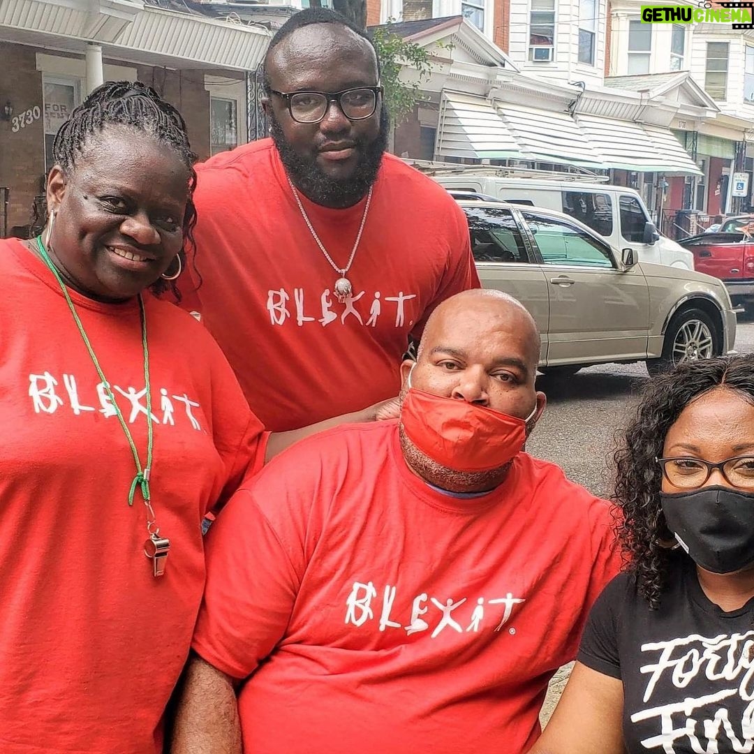 Candace Owens Instagram - “What does Candace do to help the black community?” I rarely respond to my critics but with so many wins in these past few months, today felt like the right time. People said BLEXIT was a pipe dream. They said it would never happen. People said my career would last 15 minutes. Three years later, and BLEXIT (BLACK EXIT) is a 501c3 charity with all minority employees with offices open in our nation’s capital. Now BLEXIT has 25 state chapters. Now BLEXIT is feeding the homeless Now BLEXIT hosts inner city “block parties” and “back the blue” events to get young black children familiar with the law enforcement officers that are there to serve and protect them. Now BLEXIT has hosted 10 sold-out rallies, mending relations between the blacks and whites that have been fractured by a divisive mainstream media narrative. Now BLEXIT controls a “rebuilding black America” fund, which has thus far granted over 150,000$ to black business owners who had their stores destroyed by the destructive black lives matter protests. Now my book, blackout, sold 100,000 copies in the first 24 hours that it went on sale. Now I’m a best-selling author, and people are reading about my future vision While people focused on trying to destroy us, we built and we built and we built. While people spent their energy betting against us, mocking us— we took the high road and built further. So this post is for the all the people who bet against us. We honestly wouldn’t be here without your everyday commitment to remind us why we fight. It must have been really tough for you all to realize that you can’t hate your way to the top. Only hard work, good principles, and a foundation of relationships that are built upon shared goals— not envy— gets you to the top. Simply put, BLEXIT is a family thing. And you never go against the family. Follow: @blexitamerica @blexitsc @blexitva @blexitaz @blexitnc @blexitpa @blexitmd @blexitmi @blexitnj @blexitny @blexitfl @blexittx @blexit_tn @blexitca @blexitga @blexitva @blexitwa @blexitil 🇺🇸🇺🇸🔥🔥🔥
