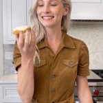 Candice King Instagram - Find someone who looks at you the way I look at a pumpkin spice cakey cookie with maple cream cheese glaze on top 🎃 ✨ Enjoy this little teaser for my next episode of “Did You Bring the Eggs?” On my @youtube page 🍳 Link in bio x Nashville, Tennessee