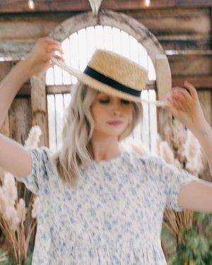 Candice King Instagram - 🌬️💙