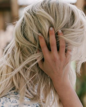 Candice King Instagram - 🌬️💙