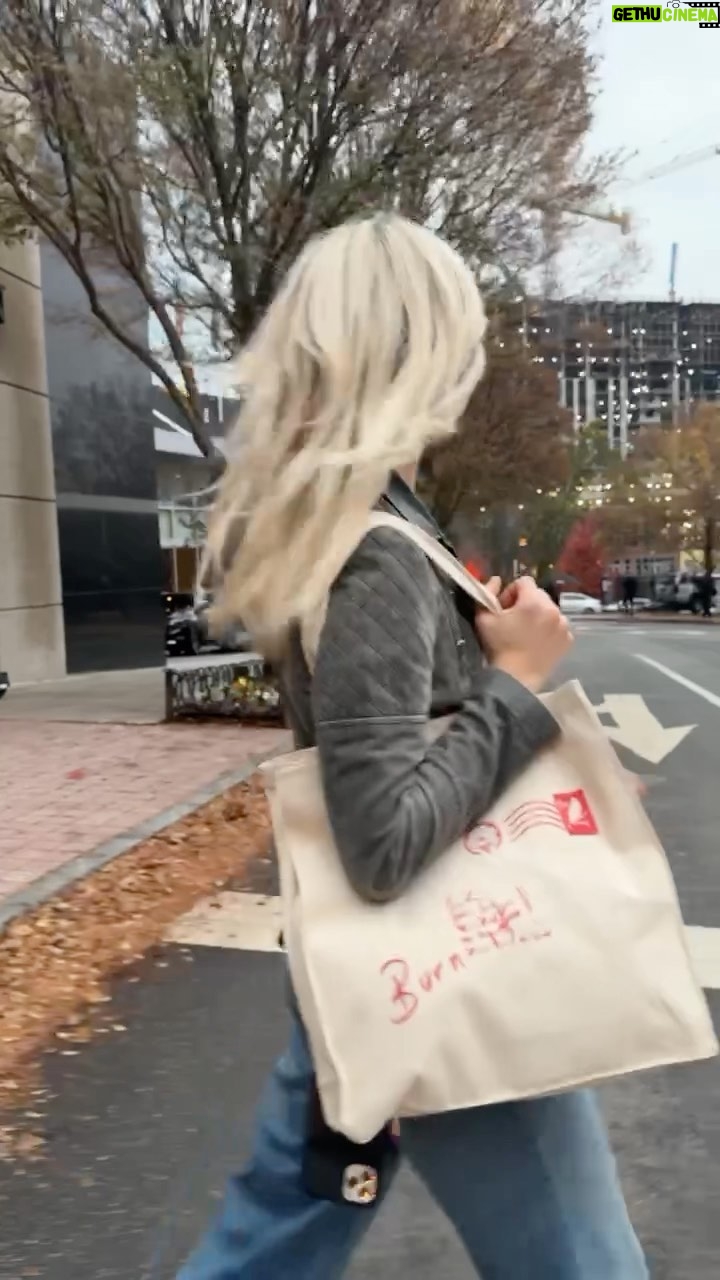 Candice King Instagram - Off to start holiday shopping like there’s not only 13 days left 😱 🧑🎄 … Shop my “Burn It” tote for a few more days before it’s gone! Link up 🔝 or visit @merchbyblankclo