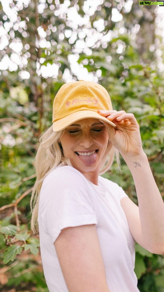 Candice King Instagram - After the rain comes a Superbloom baby! @asuperbloompod Merch Online Shop is open for 🌟 TWO WEEKS ONLY 🌟 All made to order xo details and answers to all your questions in my highlights 🌸