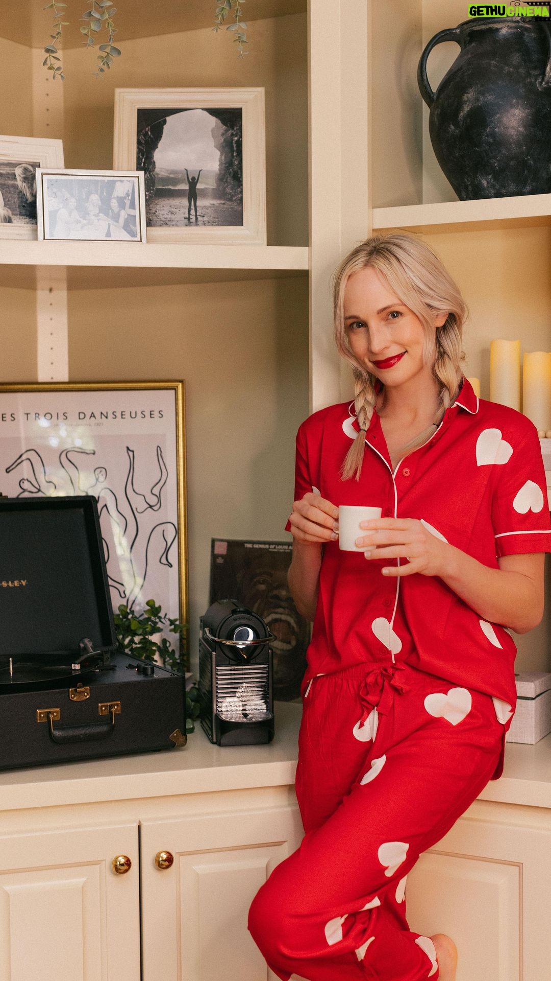 Candice King Instagram - Wait, doesn’t everyone have a record & espresso corner in their bedroom to start off their mornings? #ellalouisandespressoplease