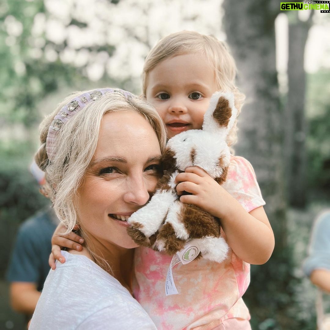 Candice King Instagram - This is 36 🎂 my heart is so full of love and gratitude and rosè ♥️ and my cheeks still hurt from smiling so much 🎈 (thank you to all the incredible women who made yesterday so special and @topgolf for all the fun) Nashville, Tennessee