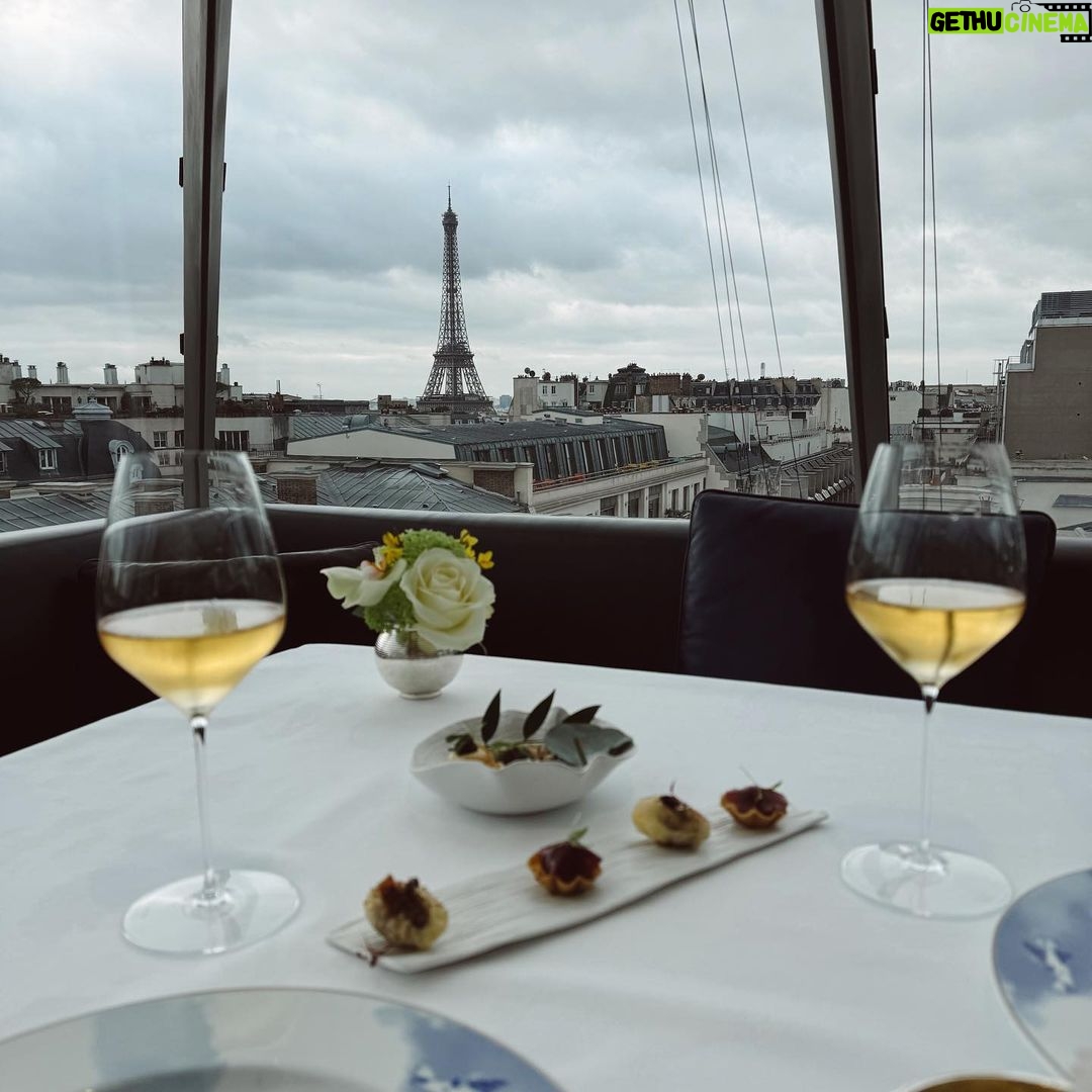 Candice King Instagram - A casual brunch ♥️ L'oiseau Blanc - the Penninsula Paris