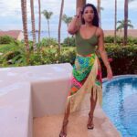Candice Patton Instagram - thank God for sunsets 🌅 Four Seasons Resort Punta Mita, Mexico