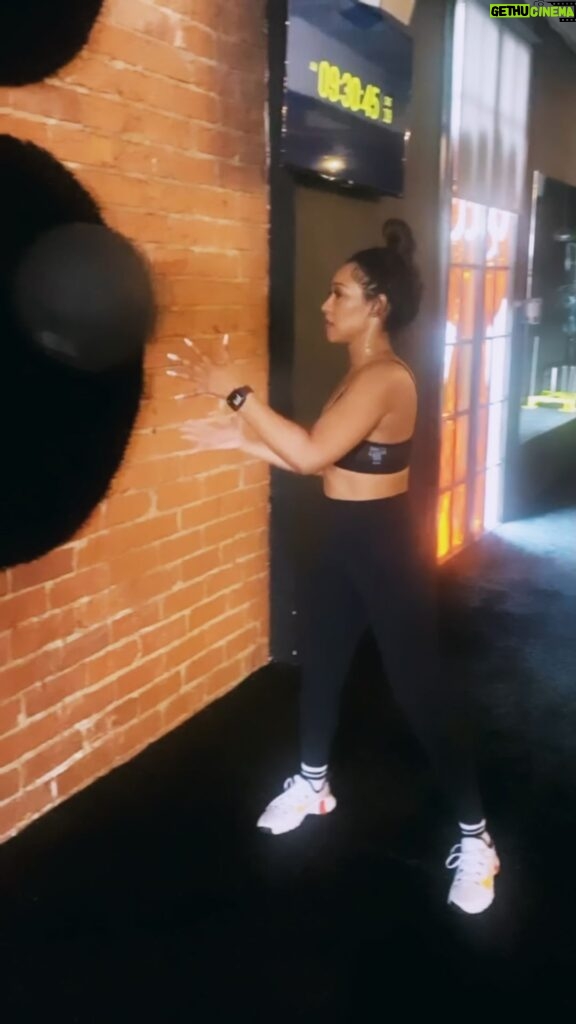 Candice Patton Instagram - Started off this Juneteenth with a workout. These last 9 or so months have been really hard. Isolation from my loved ones. 🥺 Too many quarantines. Confined in another country. Lack of feeling like I had control over my life. Depression. Anxiety. I finally feel like I’m turning a corner. Getting back to myself. I’m working on me for me and falling back in love with myself and life. Practicing self care / self love isn’t always easy, but im working on it and prioritizing it. I hope you will find ways to do so too. Rooting for you to root for yourself❤️. #motiv8