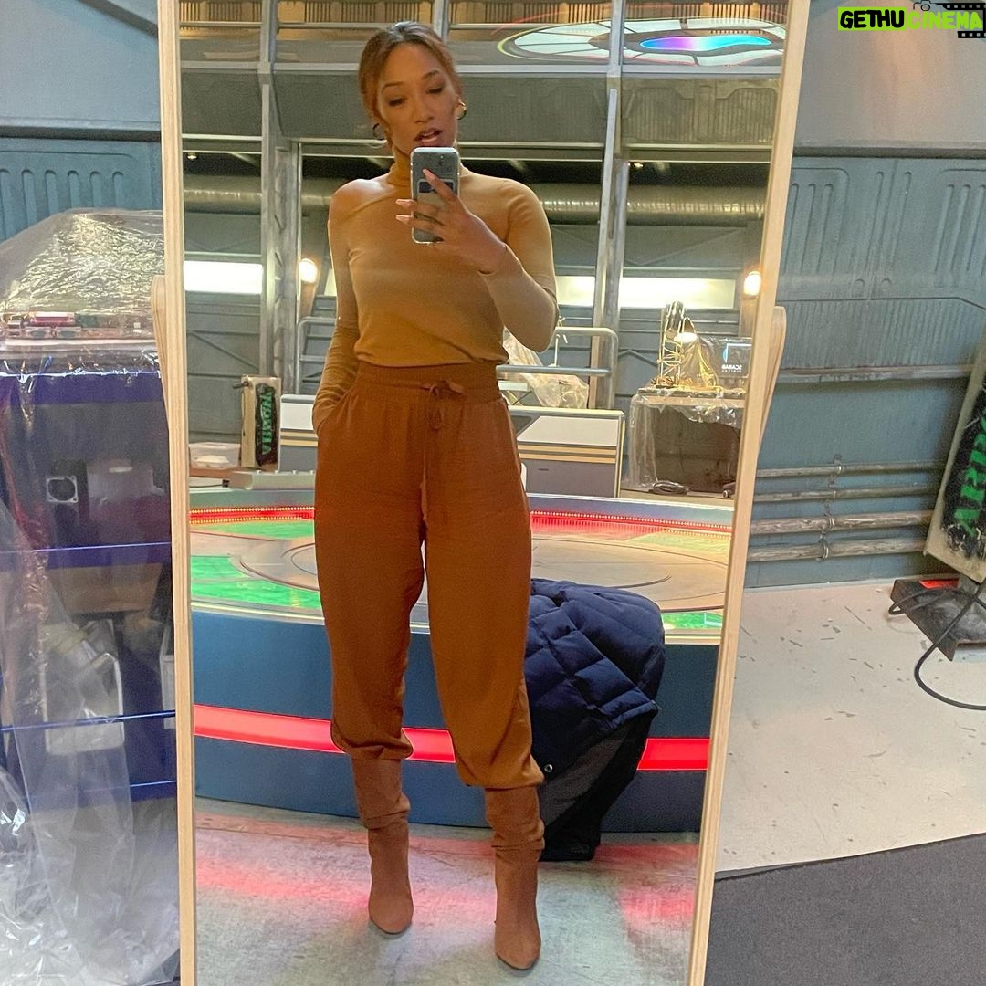 Candice Patton - 364.4K Likes - fam