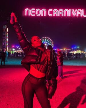 Candice Patton Instagram - 🎢🎡🎟 neon carnival 🧚🏾