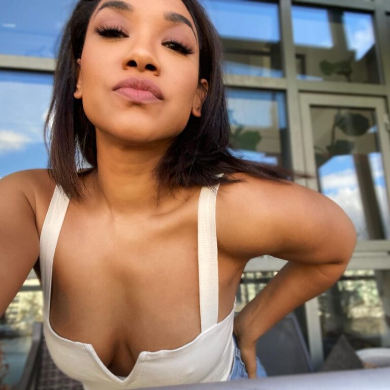 Candice Patton Instagram - you’ve got to hang on. put your whole five fingers on.