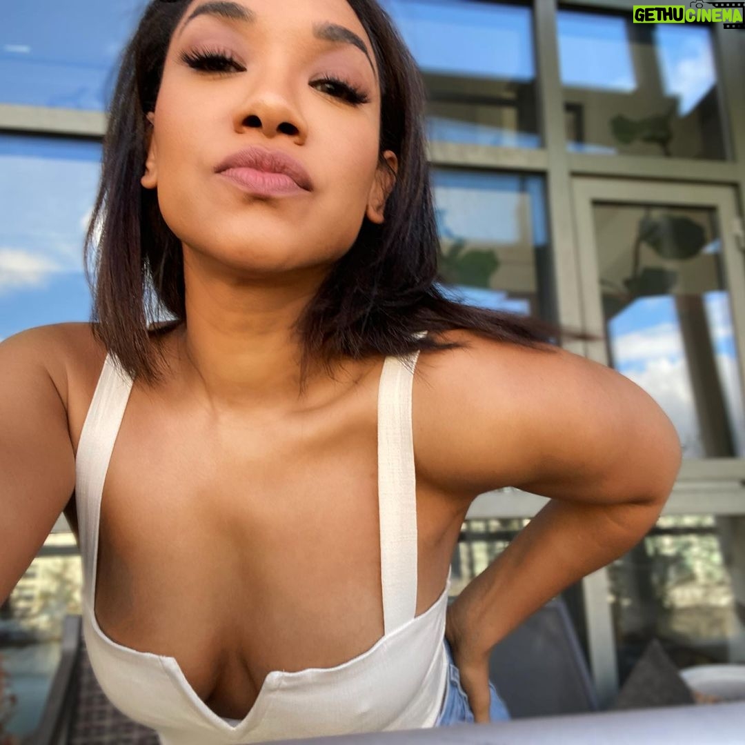 Candice Patton - 252.3K Likes - you’ve got to hang on. put your whole five fingers on.