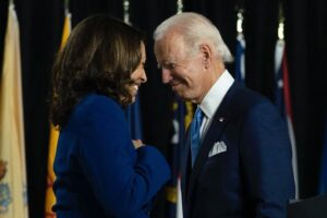 Candice Patton Instagram - Congratulations to Mr President @joebiden and Madame Vice President @kamalaharris!! ❤️🤗#46