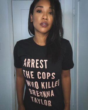 Candice Patton Instagram - It’s been 150 days since Breonna Taylor was murdered in her home by Jonathan Mattingly, Brett Hankison, and Myles Cosgrove—and her killers have not been charged. Too often Black women who die from police violence are forgotten. Let’s stay loud, keep demanding justice for Breonna and her family, and SAY HER NAME. Proud to stand with @wnba players in joining this campaign, created by @phenomenal in partnership with the Breonna Taylor Foundation, to which all profits from tees will be donated. (Art by @arlyn.garcia)