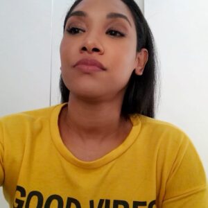 Candice Patton Instagram - 🌾me. myself. and i. 🌾