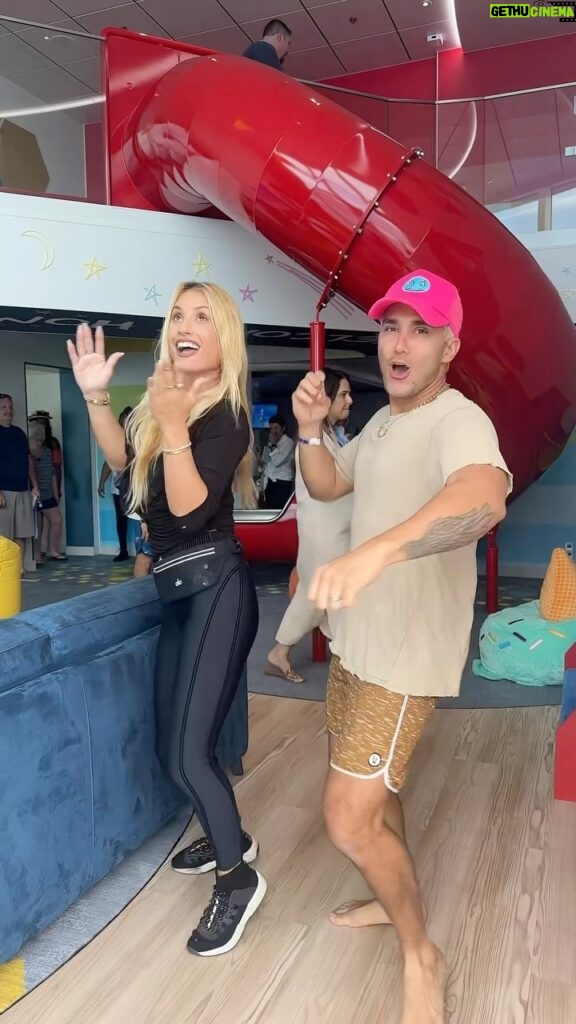 Carlos PenaVega Instagram - WHAT IS HAPPENING 🤯😱 A swirly slide & @therealcarlospena from @bigtimerush on a cruise ?!? 🛝🚢 •Who noticed all the people staring in the back?! 👀 😂 #bigtimerush #boyfriend #dance #cruise