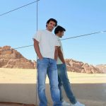 Carlos Sainz Jr. Instagram - 🔋Quick recharge in Al-Ula. Ready for another week of racing! Al-`Ula
