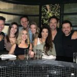 Carmen Aub Instagram - Soy muy afortunada, los años pasan, la vida pasa y los amigos se quedan. No siempre el trabajo evoluciona en amistad, creo que para que eso pase debe haber un buen corazón, muchas risas y mucha fuente de inspiración. Y aunque no nos veamos siempre, es como si el tiempo no pasara 💋 Los Quiero Mucho! celebrando mi cumple parte 2 y 3 🥳