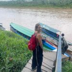 Carmen Aub Instagram - 10 fotos no bastan para transmitir ni un 10% de la experiencia que @rainforestexpeditions nos regaló! El Tambopata Research Center (TRC), es algo que nunca me pude imaginar. Algo que me encantó, fue conocer la selva con guías locales y convivir cada noche con científicos y biólogos que te contagian esa pasión por lo que hacen. No es lo mismo aprender sólo por lo que te cuentan, a vivirlo caminando por la selva cuando sales a la aventura y lo ves! Ser temporada de lluvia solamente agregó magia a la experiencia (no saben cómo me gusta caminar en lodo) y una vez de vuelta en el albergue, no hay nada más rico que ver y escuchar la selva mientras te tomas algo. No sé si alguna vez podré vivir algo así nuevamente, sin duda lo llevaré en mi corazón por siempre, y mientras tanto desde casa podré seguir voluntariando por medio de su programa @wiredamazon (entren al link de su bio, está súper!). Gracias a todo el staff que nos atendió durante estos días, y gracias especiales a nuestro guía, Lucho @luisalbertochipaloayza por enseñarnos los secretos de la Amazonía. #Peru #Travel #Amazonia #viajando Tambopata Research Center.