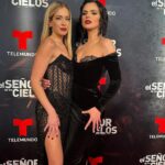 Carmen Aub Instagram - La noche de anoche. Gracias a este equipo por dejarme crecer con ustedes una vez más! Soy muy afortunada de ser parte de esta familia @elsenordeloscielos @telemundo 👗 @danielperezmexico