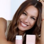 Carolina Ardohain Instagram - En @womanbypampita esta semana nos mimamos por el Día Internacional de la Mujer y queremos sentirnos radiantes por dentro y por fuera. Cuidemos y disfrutemos nuestra femineidad con nuestra Semana Woman: 🌸🌸 20% de descuento en toda la tienda con el código PAMPITA al finalizar la compra.🌸🌸 #woman #pampita #pampitaardohain #pampitaoficial #nutricion #colageno #SemanaWoman #SerAuténticaEsSerBella #DíaInternacionalDeLaMujer