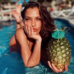 Carolina Miranda Instagram – Que no sepas si vives ó sueñas!!! 🌈🌊🌱💫❤️
1: 🫦
2: 😈
3: 😹 Tulum, Mexico