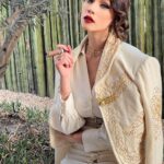 Carolina Miranda Instagram - Perdona que me tengo que ausentar por un momento…tengo una cita que atender conmigo misma. ❤️🔥🪬