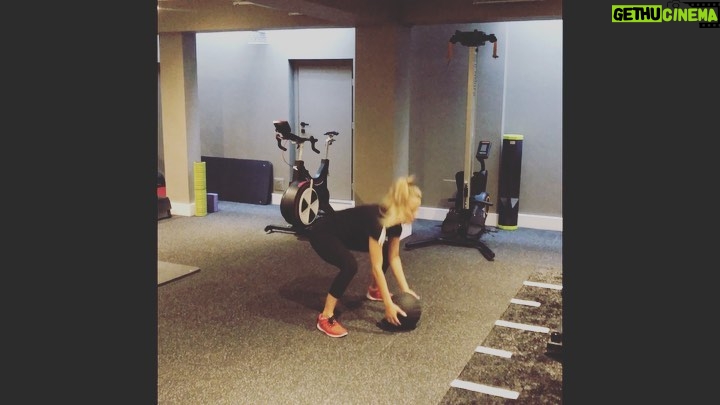 Caroline Flack Instagram - Laughing at how hard this was ... thanks for killing me again @bradleysimmonds . You’re the BEST ☺️