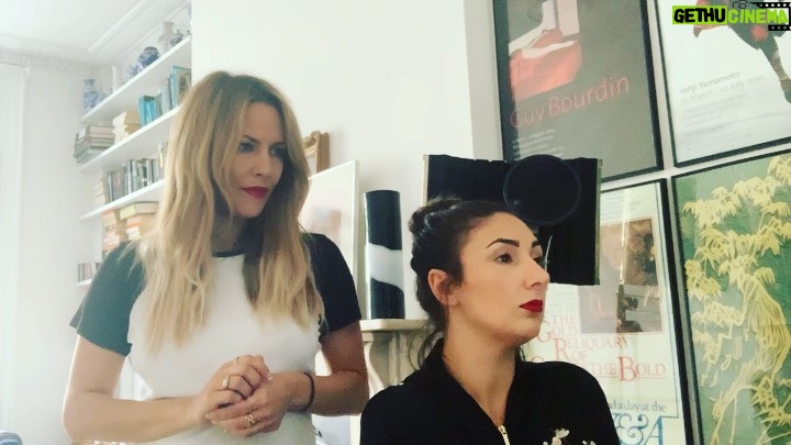 Caroline Flack Instagram - Me and @ciarahaidar working on little project today ... in the meantime we thought we’d do a little song from Hamilton ...seeing as I’m OBSESSED with it ❤️