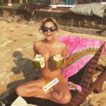 Caroline Flack Instagram - Lovely bunch of Coconuts Koh Chang, Thailand