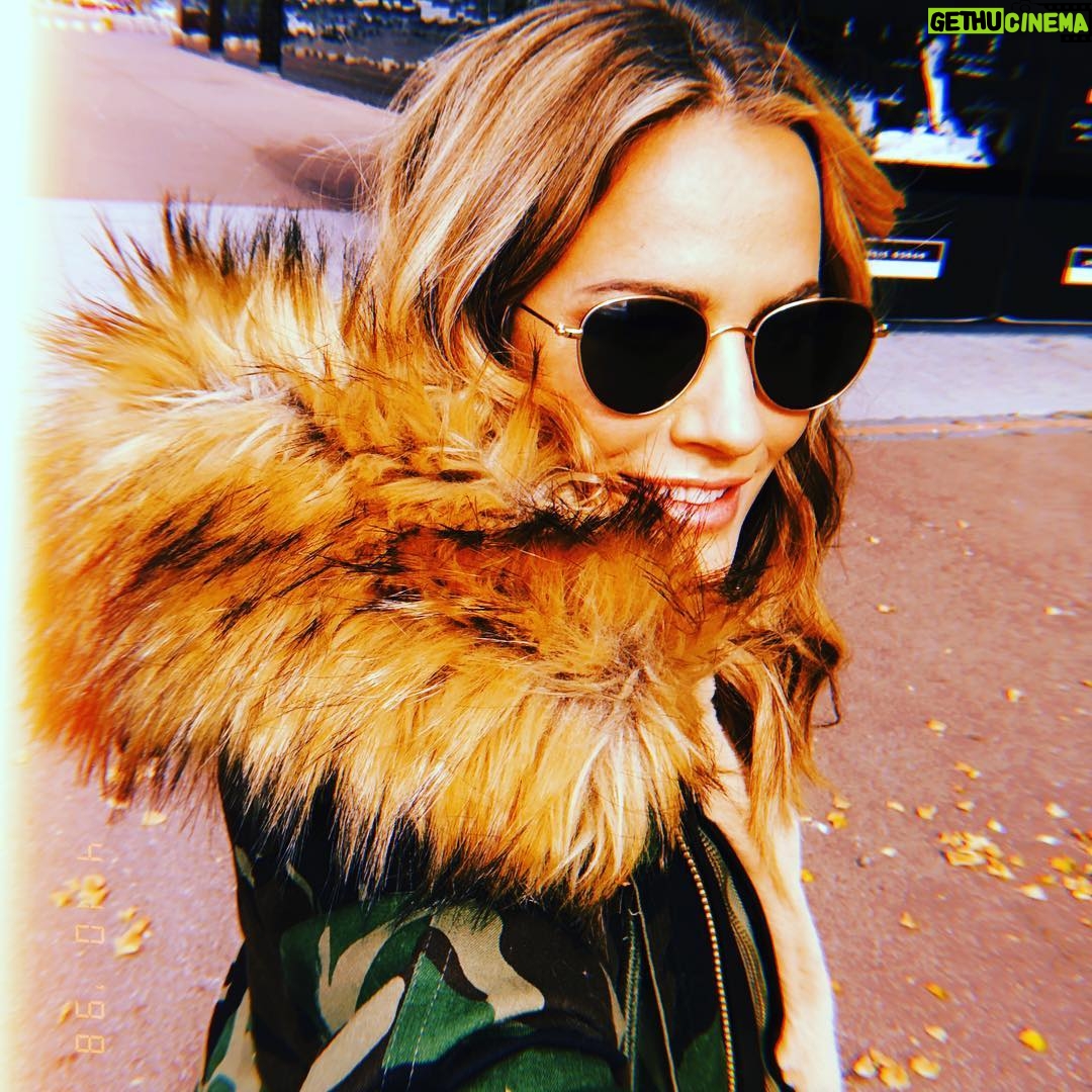 Caroline Flack Instagram - THANK YOU FOR MAKING MY WINTER @charlottebaillieu . Love this coat . Never gonna take it off ❤️