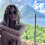 Caroline Flack Instagram - Dreamy Days .....no bloody wonder it won BEST hideaway hotel @hotelsdotcom #wewhotravel JADE MOUNTAIN ST LUCIA