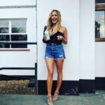 Caroline Flack Instagram - Let’s go coco loco ... live at 10pm itv2 @zara @riverisland @topshop @styledbynana @gemflossi