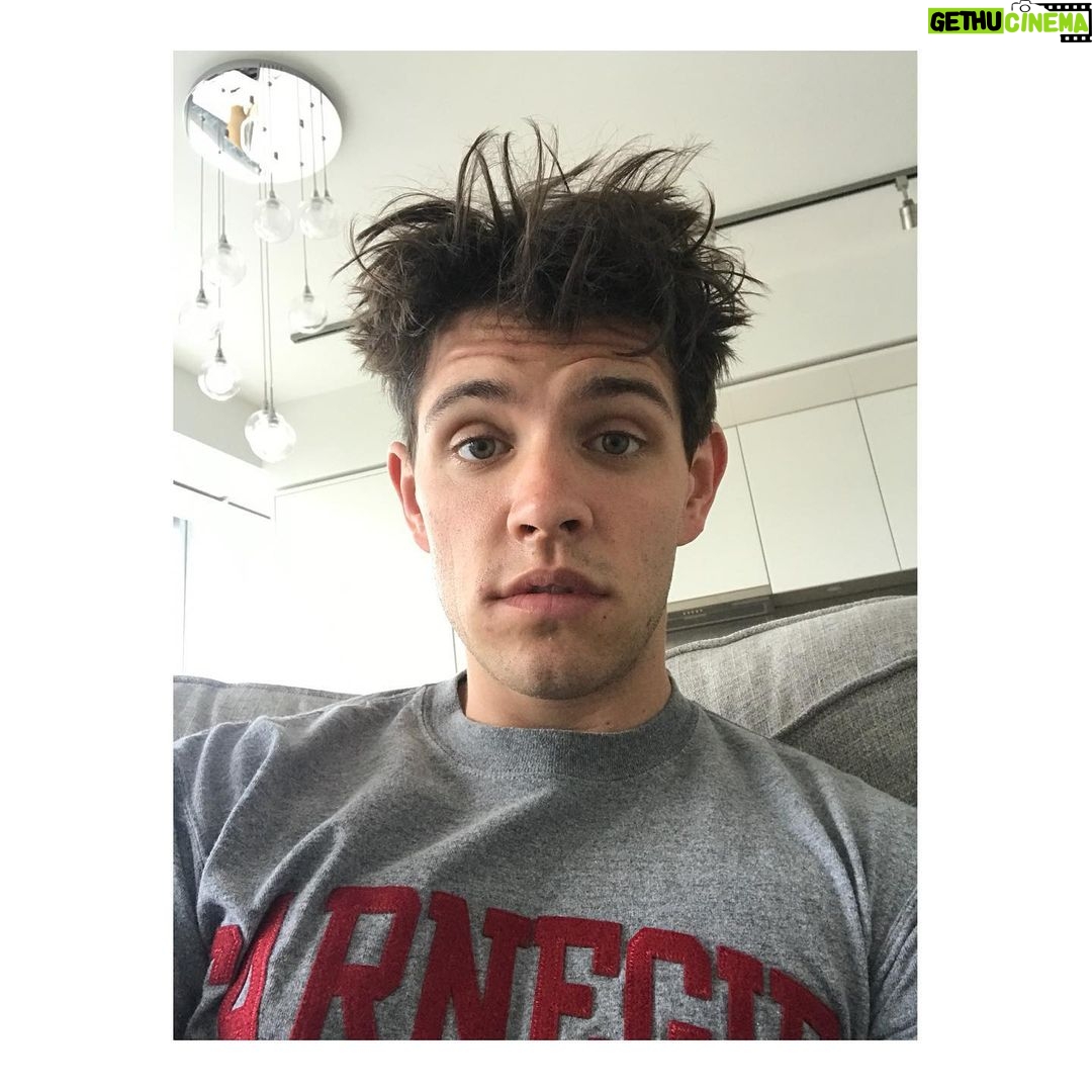 Casey Cott - 429.1K Likes - My finest morning look yet
