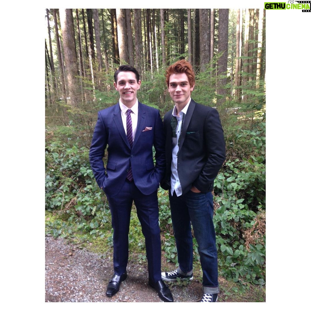 Casey Cott Instagram - Seven years ago episode 1 lol