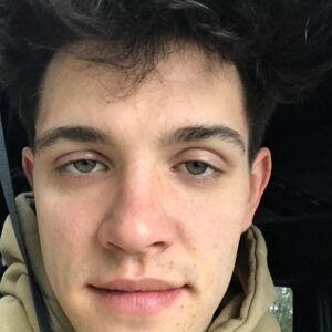 Casey Cott Instagram - Some fotoz of my friends and me I found from the pst year ❤️