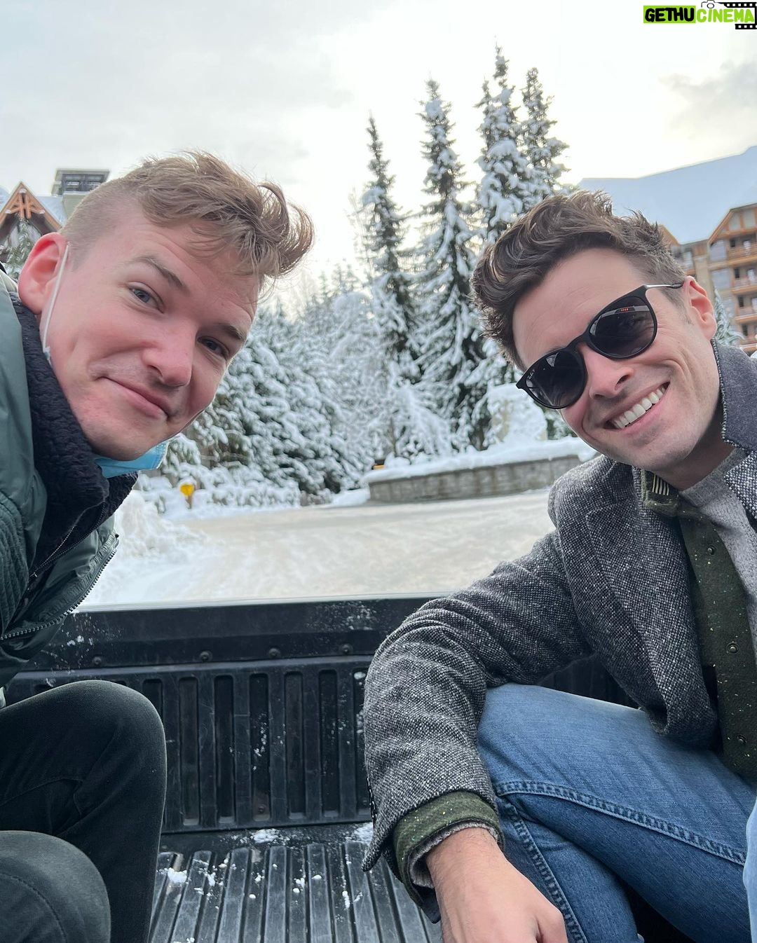 Casey Cott - 424.9K Likes - Year 6 π³