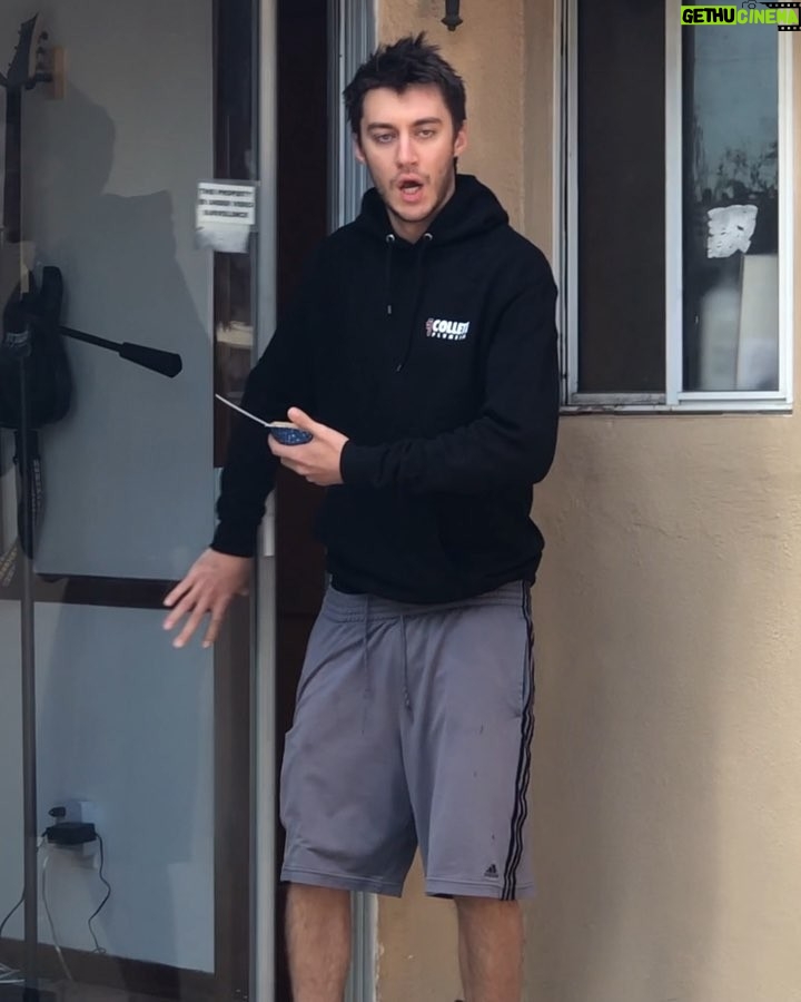 Casey Frey - 636.4K Likes - Get back inside😳 @nick_colletti