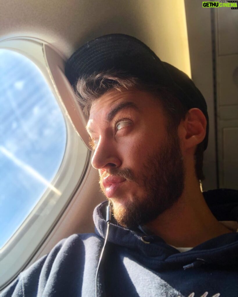 Casey Frey Instagram - More thinking when on plane..✈️🙁 It’s always so easy to be mean to people on ground..😔but up here..it’s harder 2💗 #letsgetnicerONtheground