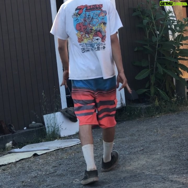 Casey Frey Instagram - Dude having an intellectual break down