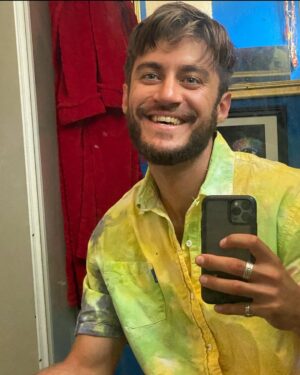 Casey Frey Instagram - Looked inward for one day and found this guy..🤭
